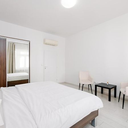 Self Check-In Apartments By Amber Μπρατισλάβα Εξωτερικό φωτογραφία